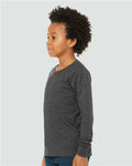 BELLA + CANVAS 3501YCVC Dark Grey Heather — on model side