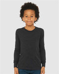 BELLA + CANVAS 3513Y Charcoal Black Triblend — on model front