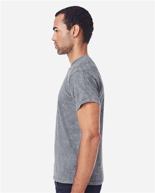 Colortone 1300 Mineral Grey — on model side