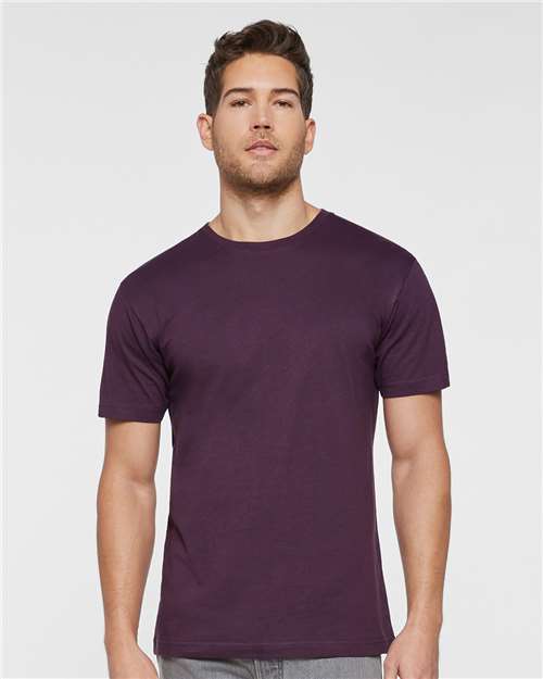 LAT 6901 Plum — on model front