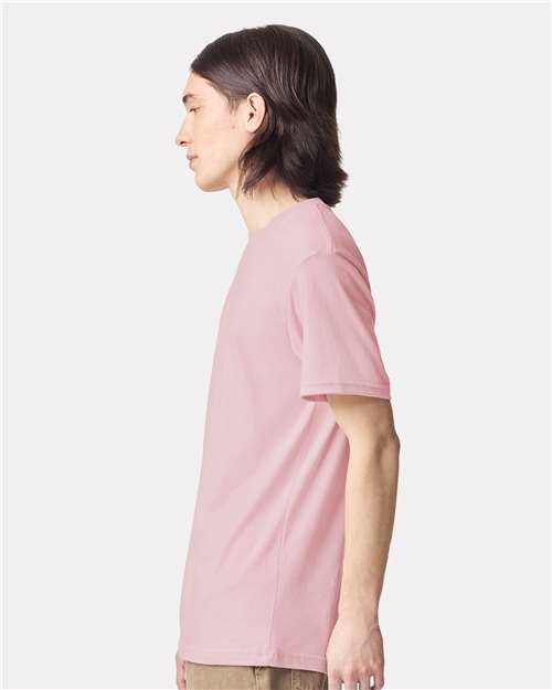 American Apparel 2001CVC Heather Pink — on model side
