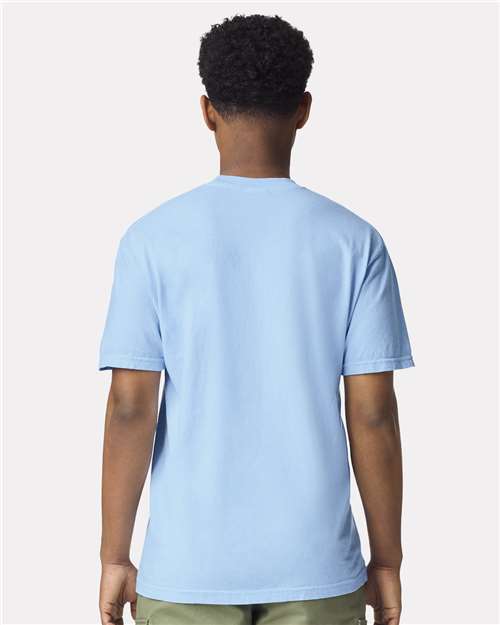Comfort Colors 6030 Hydrangea — on model back