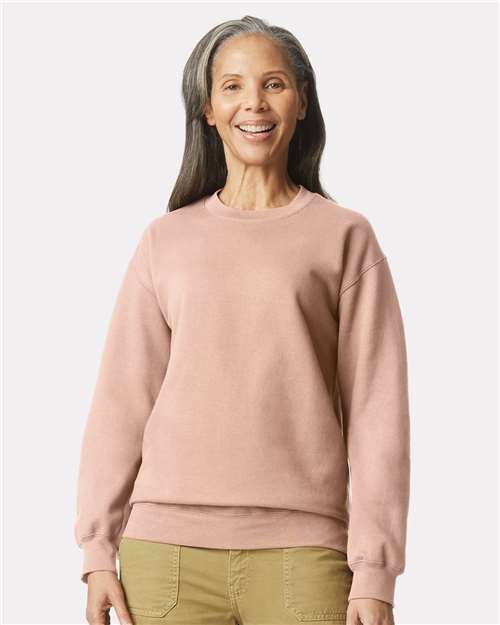 Gildan SF000 Dusty Rose — on model front