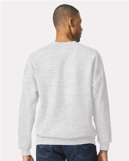 Gildan SF000 Ash — on model back