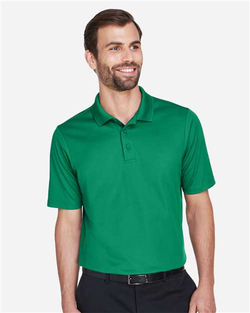 Devon & Jones DG20 Kelly Green — on model front