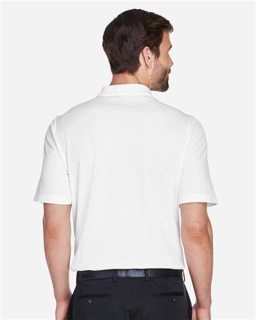 Devon & Jones DG20 White — on model back