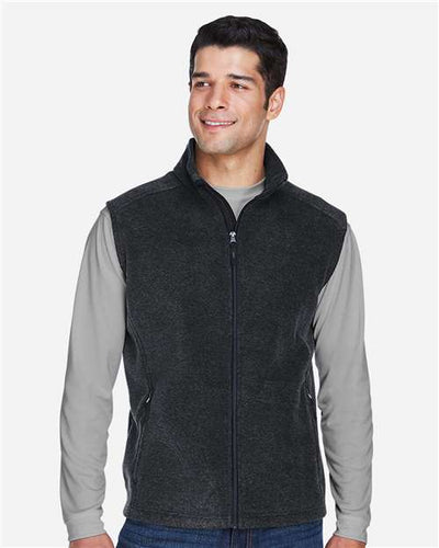 CORE365 88191 Heather Charcoal — on model front