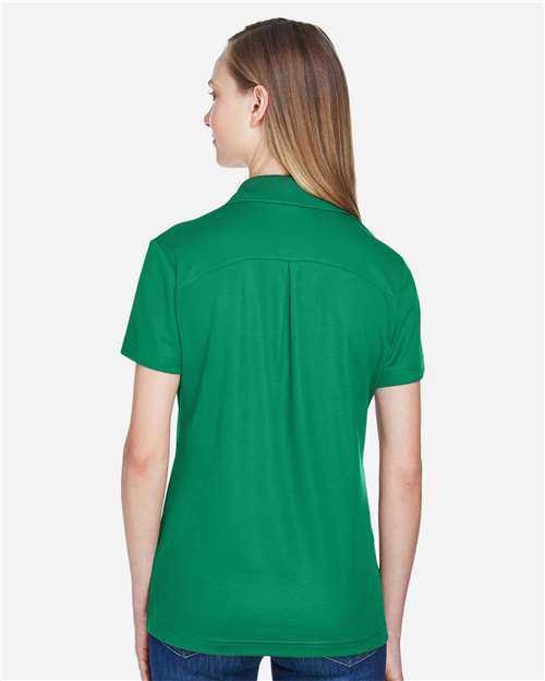 Devon & Jones DG20W Kelly Green — on model back