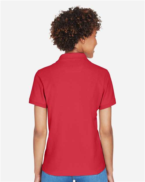 Devon & Jones D100W Red — on model back