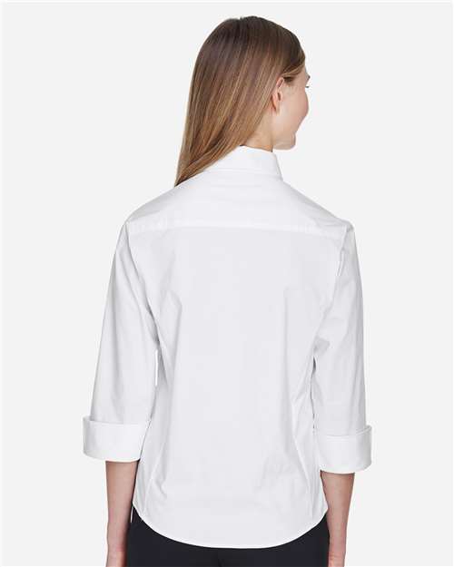 Devon & Jones DP625W White — on model back