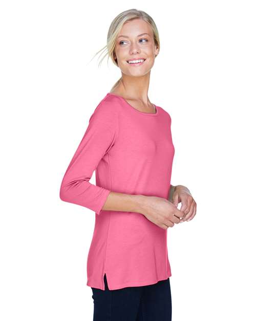 Devon & Jones DP192W Charity Pink — on model side