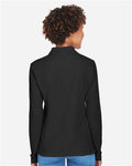 Devon & Jones D110W Black — on model back