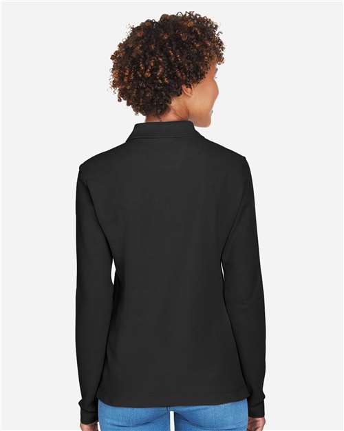 Devon & Jones D110W Black — on model back