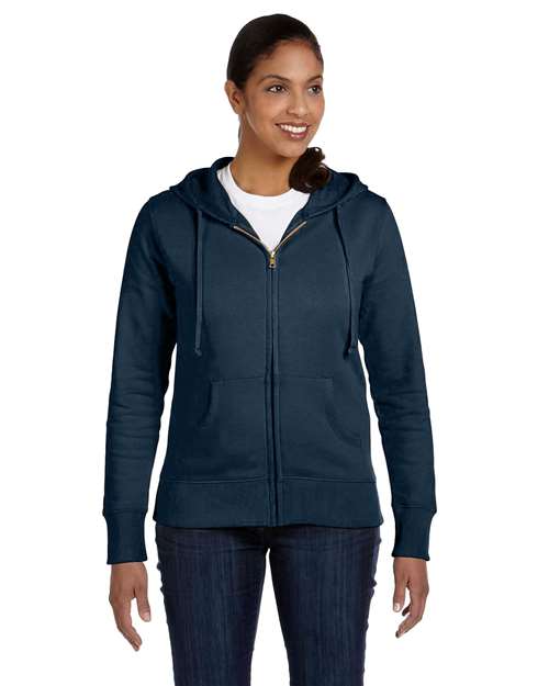 econscious EC4501 Pacific — on model front