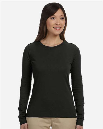 econscious EC3500 Black — on model front