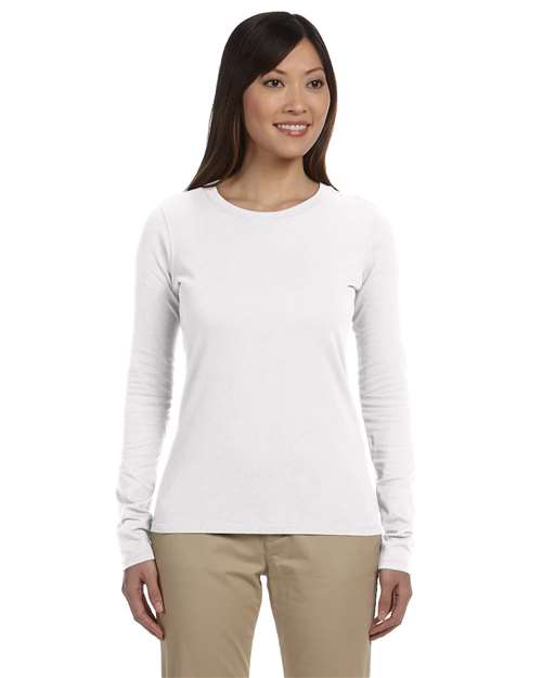 econscious EC3500 White — on model front