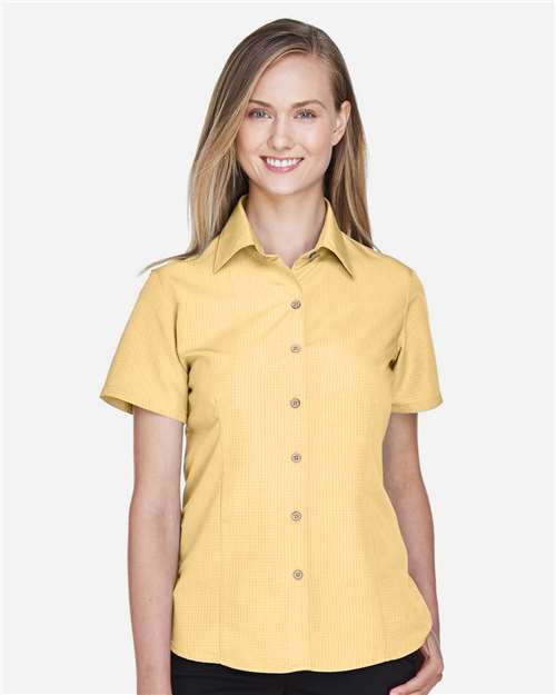 Harriton M560W Pineapple — on model front