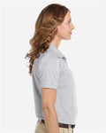 Harriton M265W Grey Heather — on model side