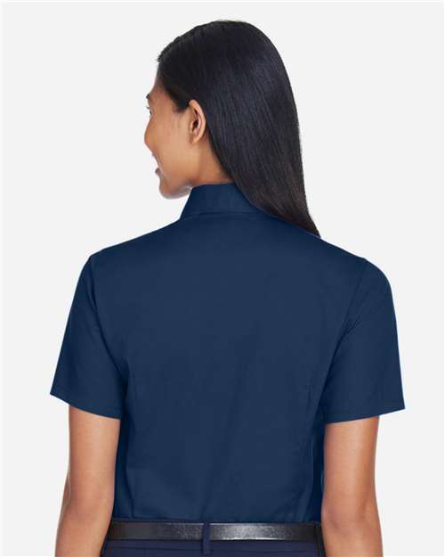 Harriton M500SW Navy — on model back