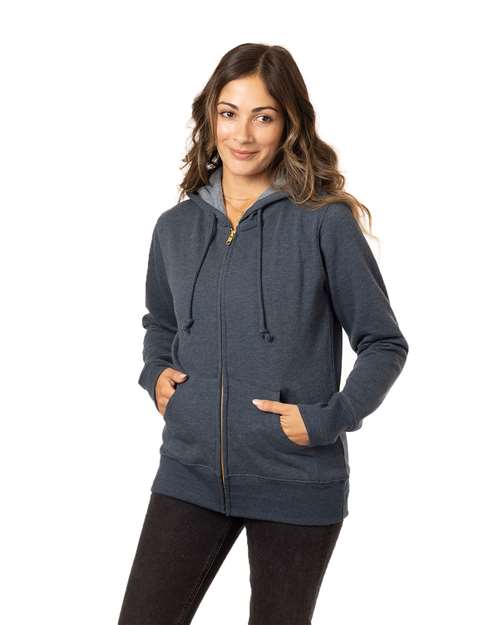 econscious EC4580 Water — on model front