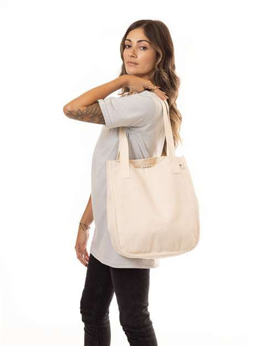 econscious EC8040 Natural — on model front