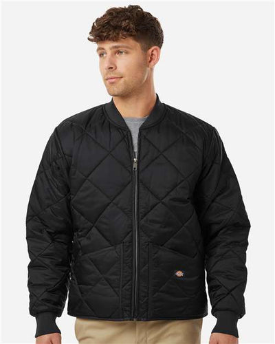 Dickies 6124 Black — on model front