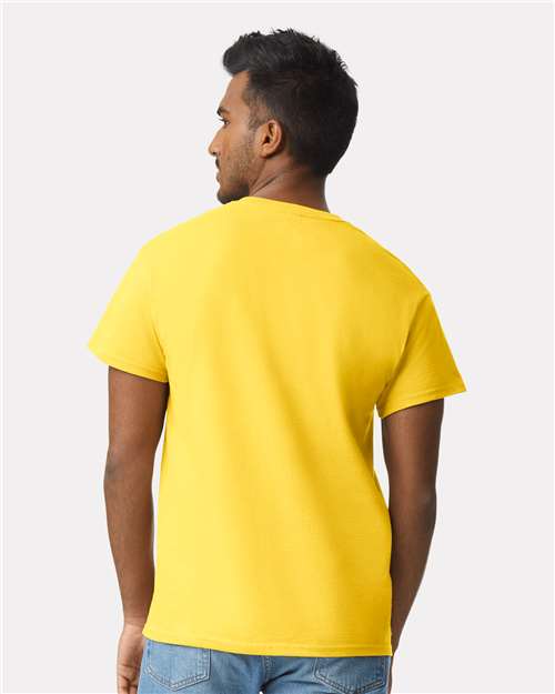 Gildan 2000 Daisy — on model back