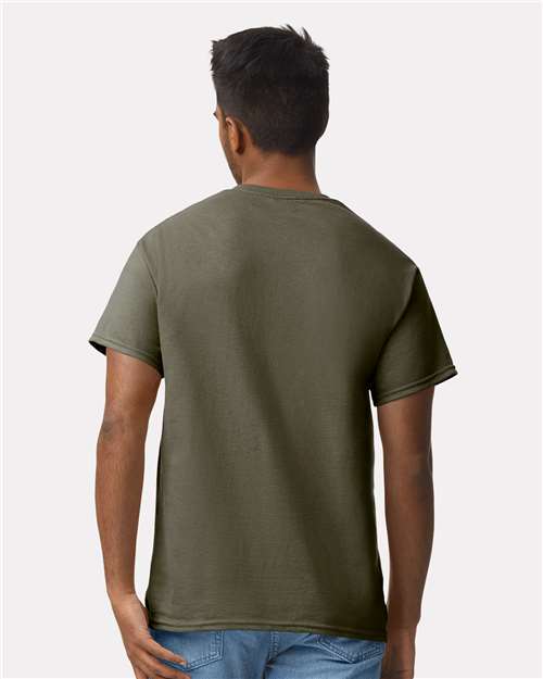 Gildan 2000 Olive — on model back