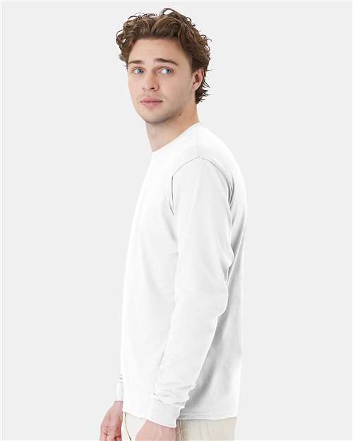 Hanes 5286 White — on model side