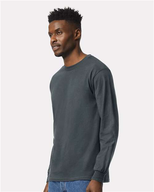 Gildan 2400 Dark Heather — on model side