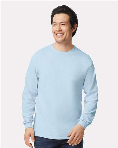 Gildan 2400 Light Blue — on model front