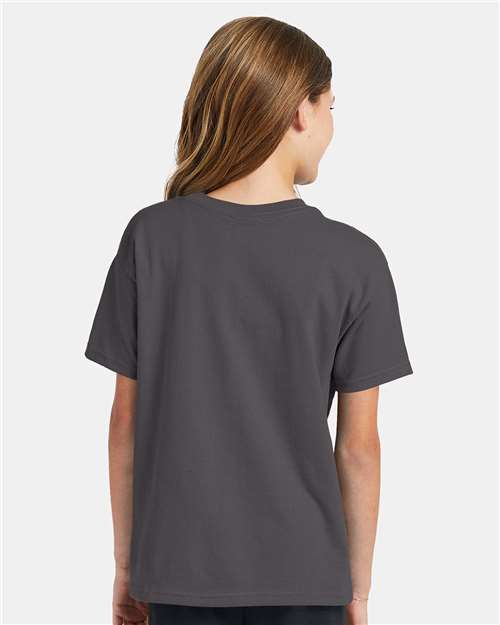Hanes 5370 Smoke Grey — on model back