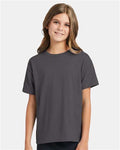 Hanes 5370 Smoke Grey — on model front