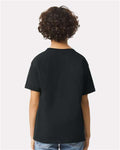 Gildan 2000B Black — on model back