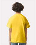 Gildan 2000B Daisy — on model back