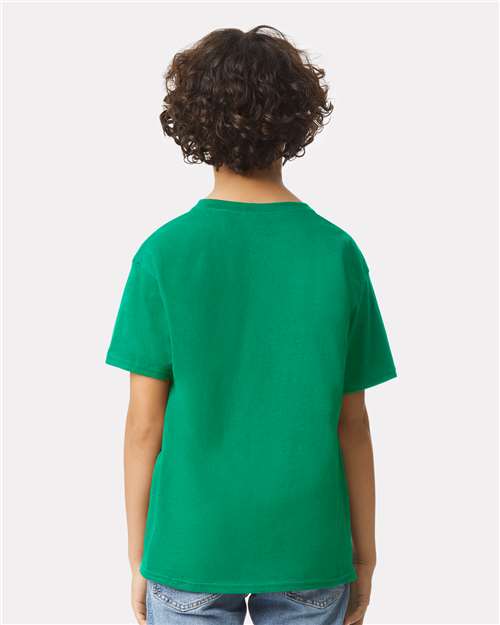 Gildan 2000B Kelly Green — on model back