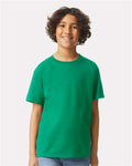 Gildan 2000B Kelly Green — on model front