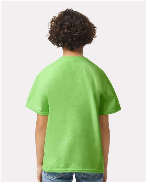 Gildan 2000B Lime — on model back