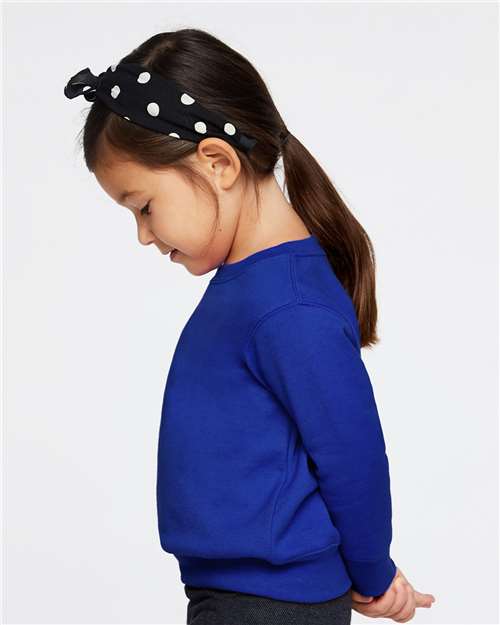 Rabbit Skins 3317 Royal — on model side