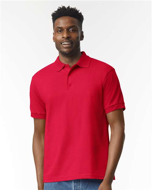 Gildan 8800 Red — on model front