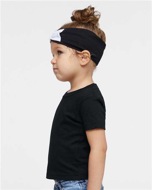 Rabbit Skins 3401 Black — on model side