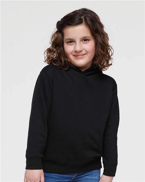 Rabbit Skins 3326 Black — on model front