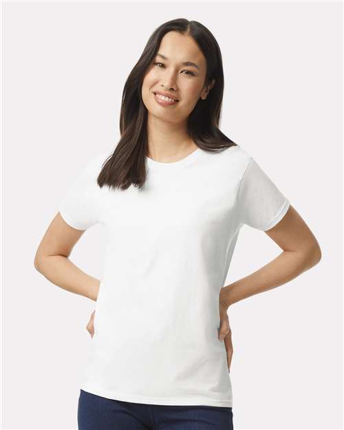 Gildan 2000L White — on model front