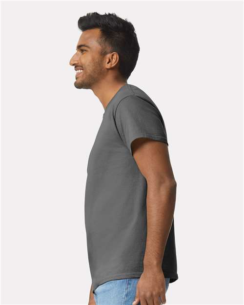 Gildan 2000 Charcoal — on model side