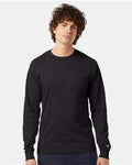 Champion CC8C Black — on model front