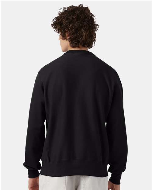 Champion S149 Black — on model back