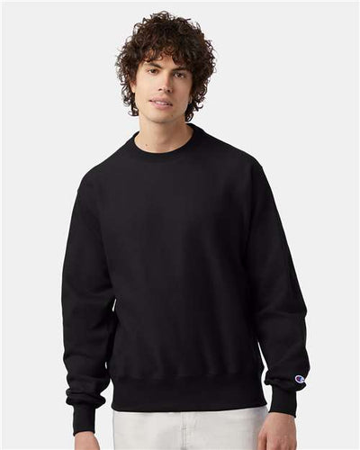 Champion S149 Black — on model front