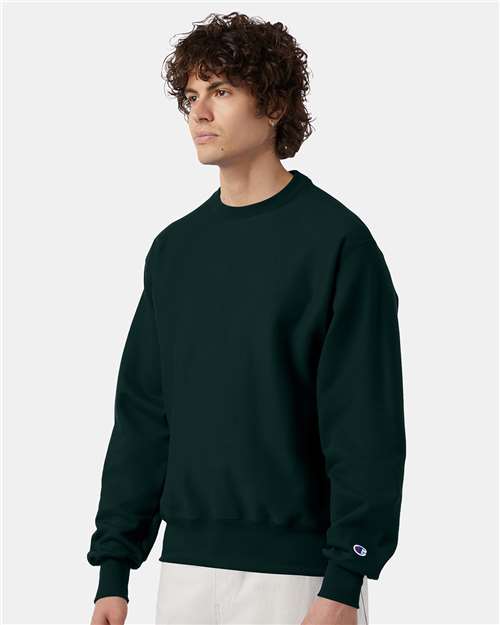 Champion S149 Dark Green — on model side