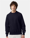 Champion S149 Navy — on model front