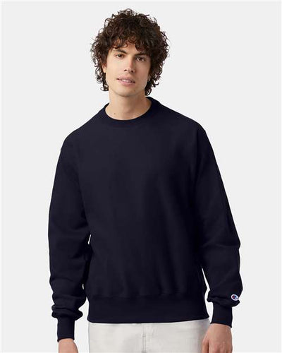 Champion S149 Navy — on model front